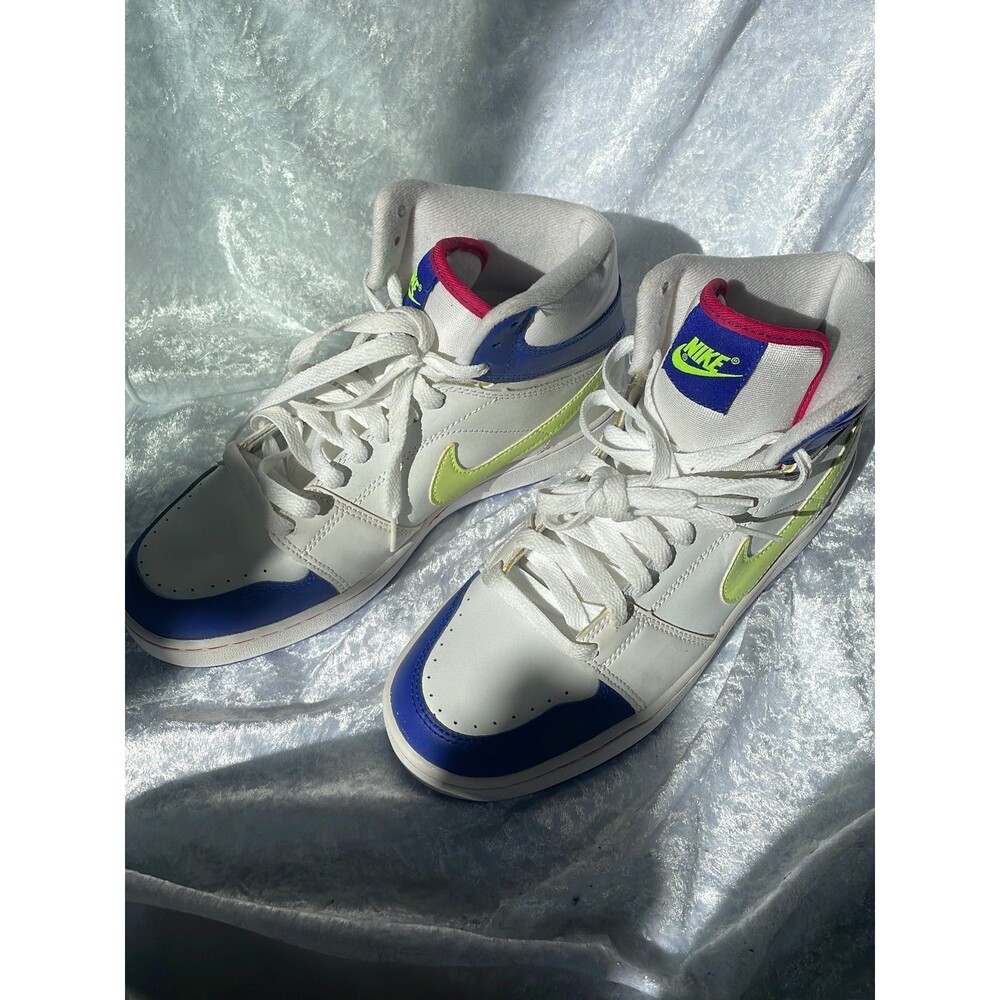 Nike shoes